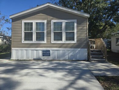1123 Walt Williams Rd unit 30, Lakeland, FL 33809 - photo 4