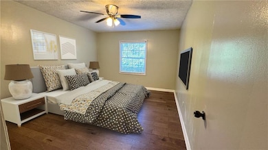 4550 Cypress Ridge Ct, Stone Mountain, GA 30083 - photo 5