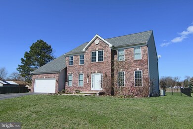 2998 Constellation Dr, Chambersburg, PA 17202 - photo 2