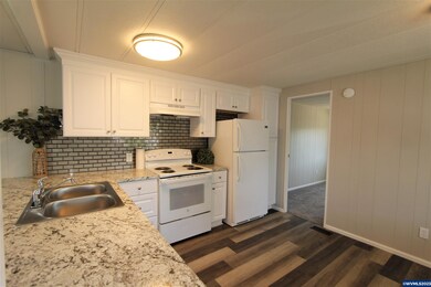2010 SW 3rd St unit 26, Corvallis, OR 97333 - photo 5