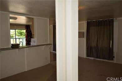 13720 Rodeo Dr, Victorville, CA 92395 - photo 4