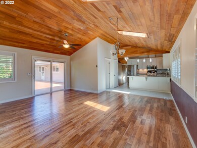 1275 Oakway Rd, Eugene, OR 97401 - photo 5