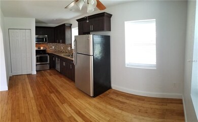 Dinning Room looking into Kitchen