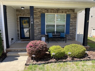 124 Carolinian Dr, Statesville, NC 28677 - photo 2