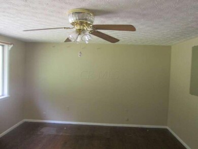 745 Blue Valley Rd SE, Lancaster, OH 43130 - photo 7