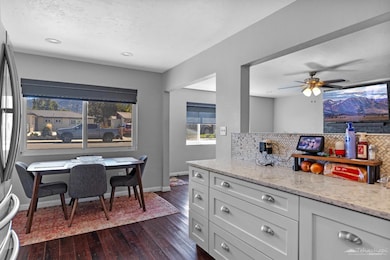 221 Bartlett St, Tehachapi, CA 93561 - photo 7