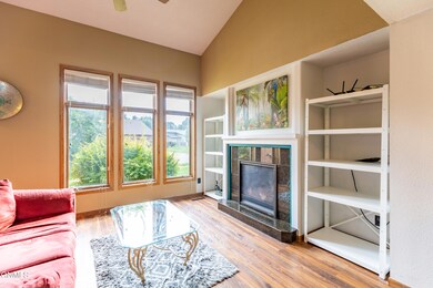 3613 Hackberry-04