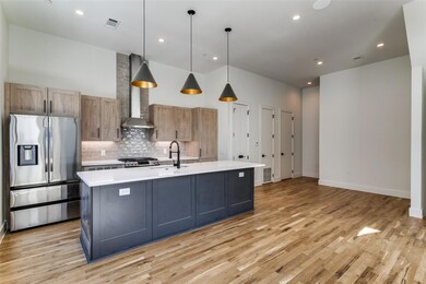 5609 Live Oak St unit 301, Dallas, TX 75206 - photo 5