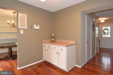 4518 Boastfield Ln, Olney, MD 20832 - photo 3