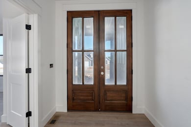 Lot 32 W Allen-10