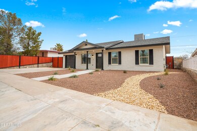 854 Mallett St-4