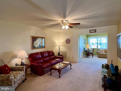 9278 Cherry Ln unit 95, Laurel, MD 20708 - photo 3