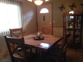 Dining Area<|><|>