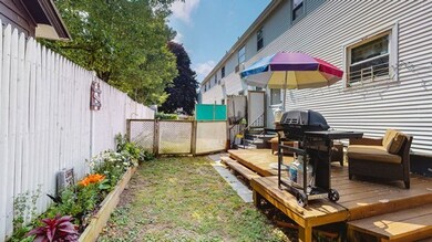 52 Gilbert St, Lawrence, MA 01843 - photo 5