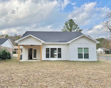 314 Shawnee St, Hot Springs National Park, AR 71901 - photo 3