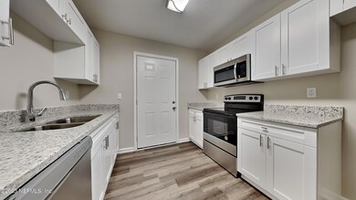 8925 Dandy Ave, Jacksonville, FL 32211 - photo 6