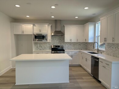 231 Echols Dr, Martinez, CA 94553 - photo 4