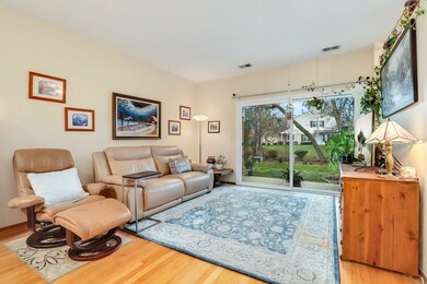 1537 Commodore Ct unit 3, Schaumburg, IL 60193 - photo 5