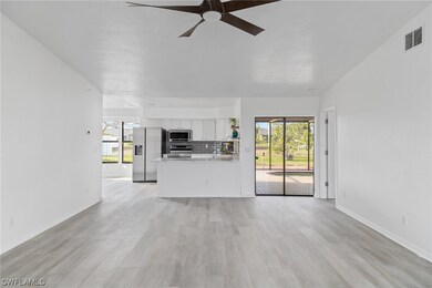 Open Concept Living/kitchen