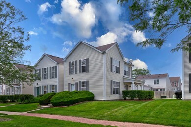 928 Symphony Dr unit 7038, Aurora, IL 60504 - photo 2