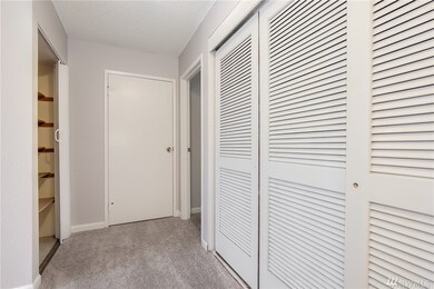 7316 NE 142nd Place unit C-3, Kirkland, WA 98034 - photo 5