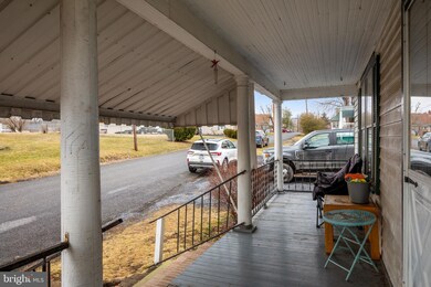 616 Branch St, Strasburg, VA 22657 - photo 3