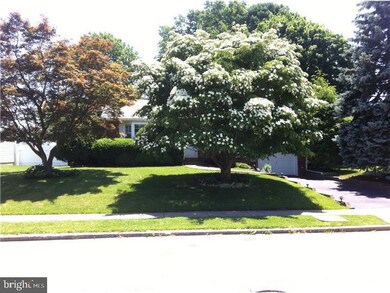 1028 Vauclain Ave, Woodlyn, PA 19094 - photo 2