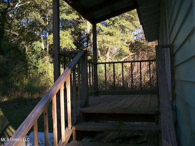 113 F Cir, Bude, MS 39630 - photo 2