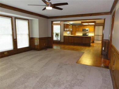 Great room (2)
