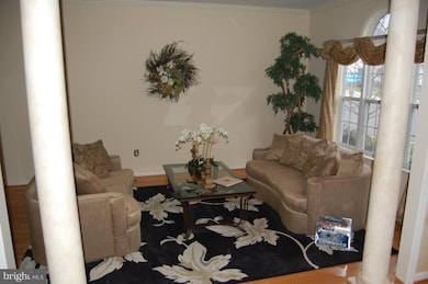 42819 Bluestone Ct, Broadlands, VA 20148 - photo 3