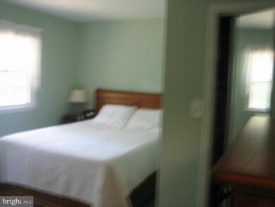 21966 Willis Dr, California, MD 20619 - photo 4