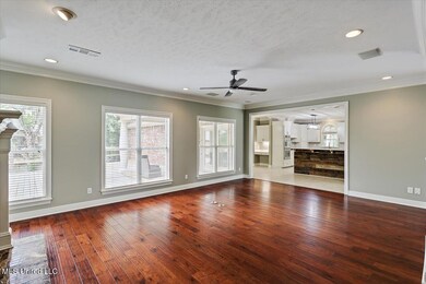 10-207 Keystone Pl