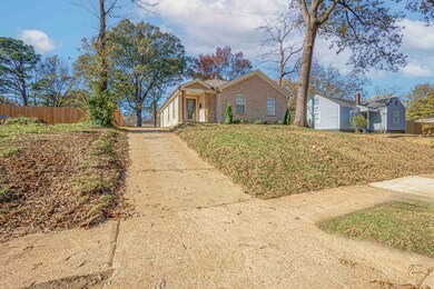 1291 E Barron Cir, Memphis, TN 38111 - photo 2