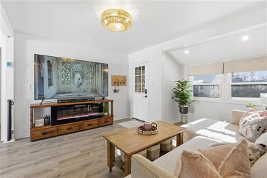 110 W 6th St, Knob Noster, MO 65336 - photo 6