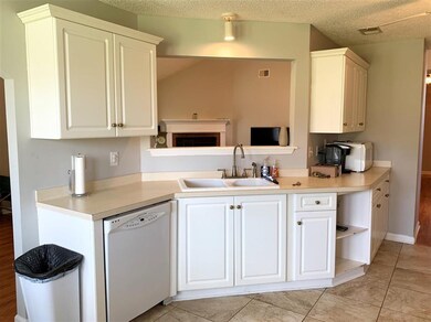 209 Blake Terrace, Warner Robins, GA 31088 - photo 6