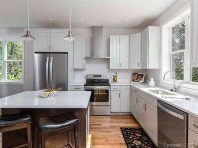 Photo Similar Polished/Stained Concrete Floors instead of wood