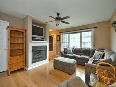 40 Rotunda Cir, Asheville, NC 28806 - photo 2