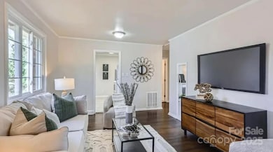 3210 Marlborough Rd unit 3210, Charlotte, NC 28208 - photo 4