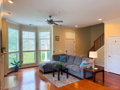 207 Stetson St, Cincinnati, OH 45219 - photo 4