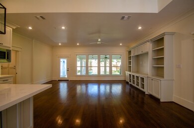 842 W 43rd St, Houston, TX 77018 - photo 7