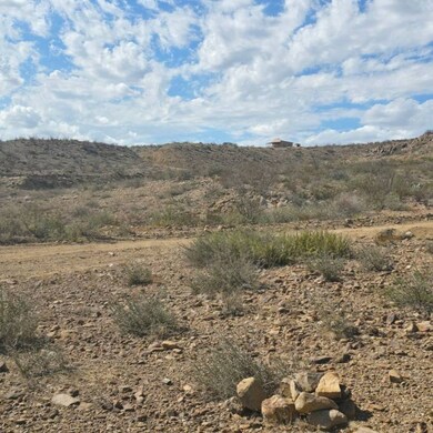 20 Smallpox Spring Loop, Terlingua, TX 79852 - photo 5