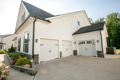 Exterior(6of16)