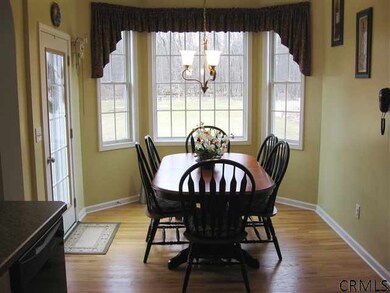 31 Lindenwood Dr, Ballston Lake, NY 12019 - photo 5