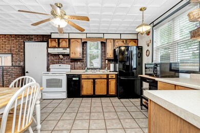 10-Kitchen
