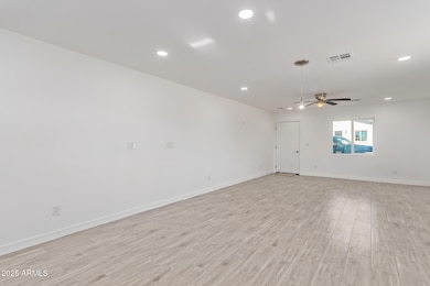 438 Liesen, Morristown, AZ 85342 - photo 5