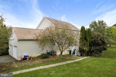 35501 Troon Ct, Round Hill, VA 20141 - photo 5