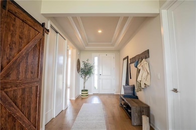 6867 Tulip Ln, Bath, PA 18014 - photo 3