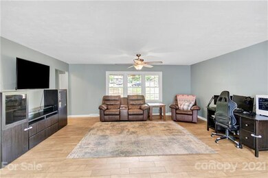 1940 Kendrick Cir, Shelby, NC 28152 - photo 6