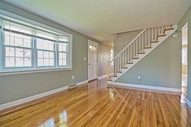 105 Beach St, Foxboro, MA 02035 - photo 4