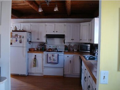 75 Middle St, Lancaster, NH 03584 - photo 5